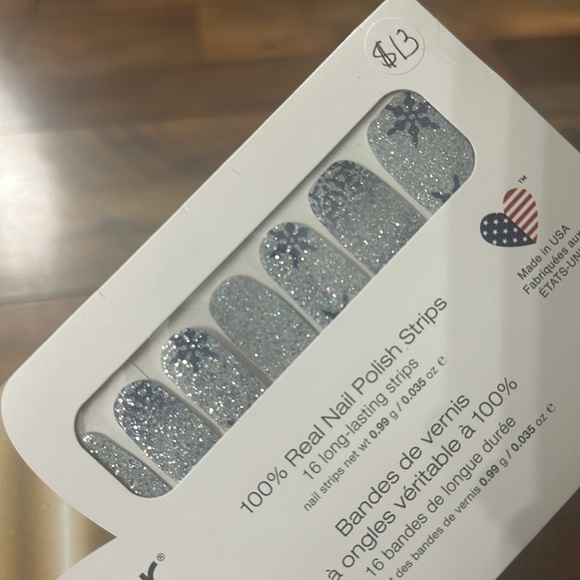 Colorstreet winter nail strips 3pk Holiday De-Light, Ice Ice Maybe, Snow Biz - Picture 4 of 5